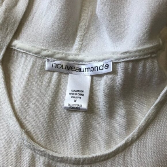 Nouveau Monde Swim/Beach Cover Up with Hoodie - Picture 3 of 7